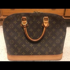 Louis Vuitton Alma PM